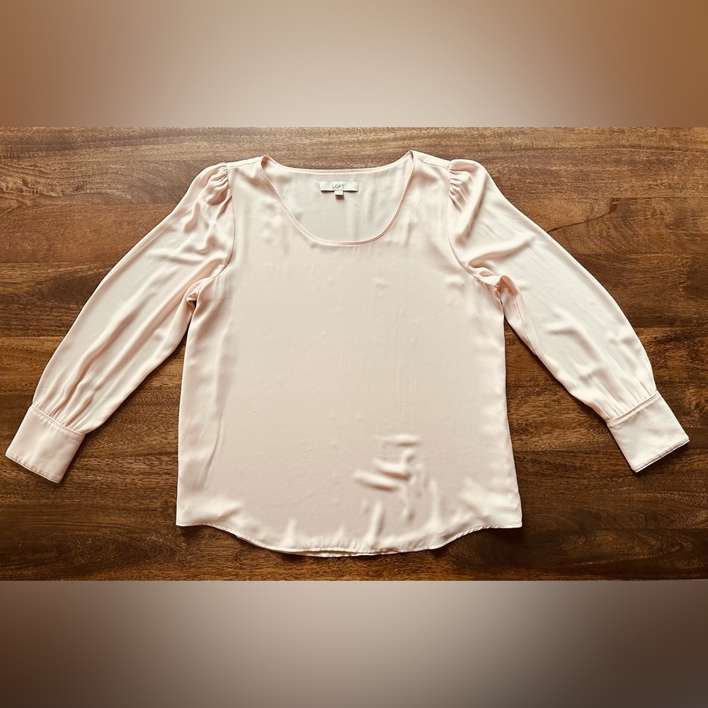 LOFT PASTEL PINK LONG SLEEVE CREPE BLOUSE SIZE LARGE